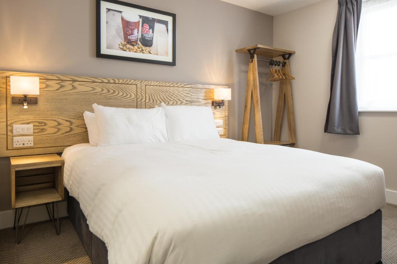The Raven'S Cliff Lodge By Marston'S Inns Motherwell Ngoại thất bức ảnh